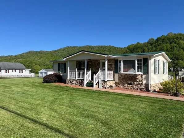 5860 Abbs Valley Rd, Bluefield, VA 24605