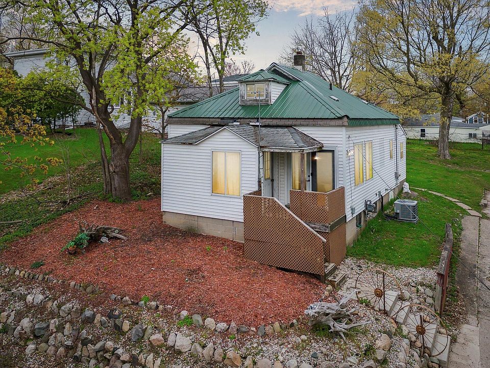 110 E Union St, Greenville, MI 48838 Zillow