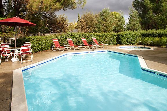 2nd image of 3883 Vista Oaks Dr #3865-201