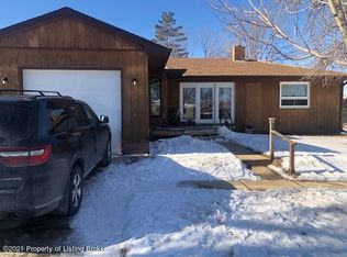 222 S Torning St, Tioga, ND 58852