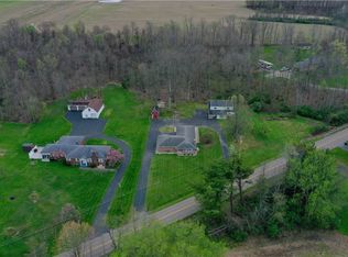 10121 Springfield Rd, Poland, OH 44514