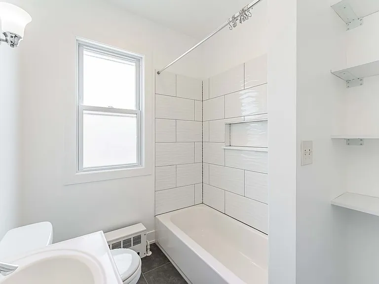 2125 Wesley Ave #2 — Photo 3