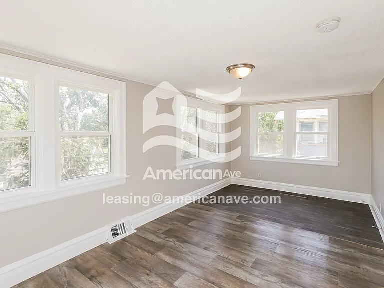 535691_009_main_bedroom_10.jpg
