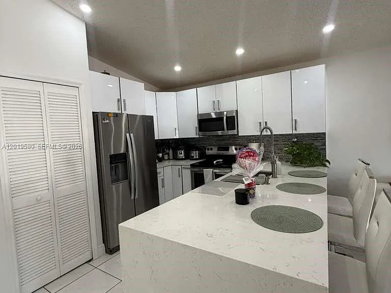 13818 SW 157th Ter — Photo 11