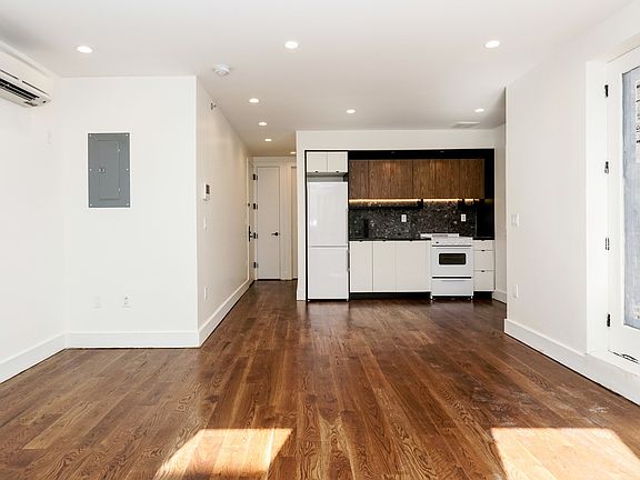 5th image of 1054 Bushwick Ave #2K