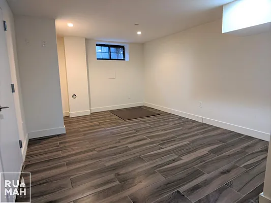 Rented by Rumah Realty Inc | media 4