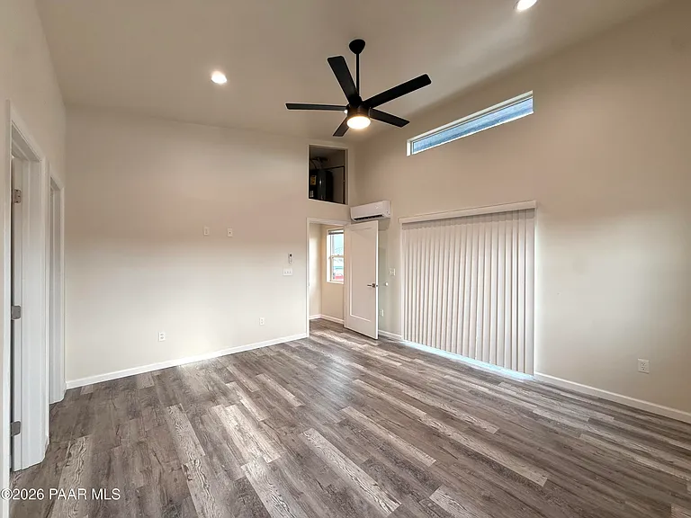 720 N Walnut St #1 — Photo 28