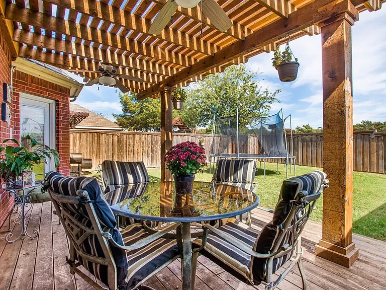 6302 Autumnwood Dr — Photo 12
