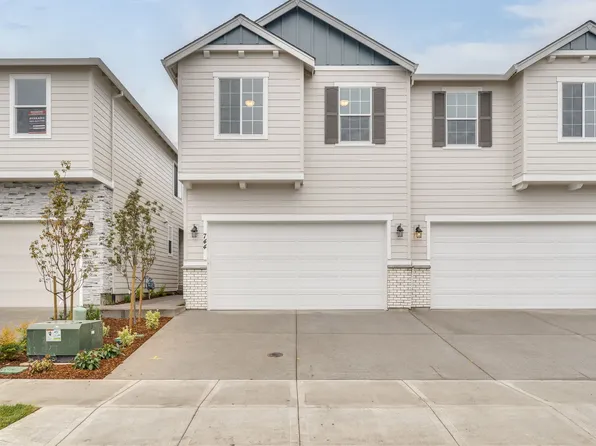 744 NW 178th Way, Ridgefield, WA 98642