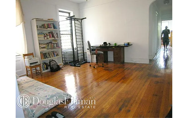 Rented by Douglas Elliman | media 32