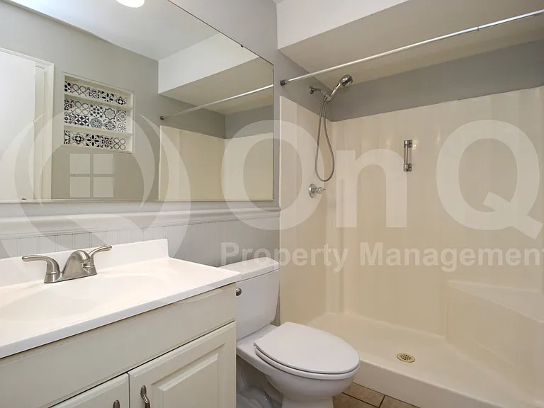 2522 E Don Carlos Ave — Photo 21