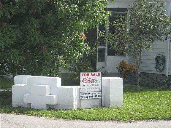 2nd image of 1907 Blue Lake Dr