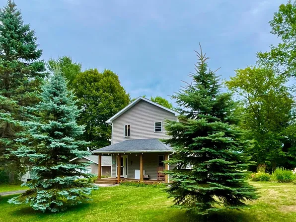 2920 216th St, Luck, WI 54853