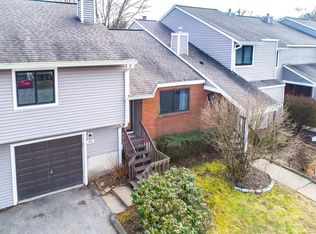 309 Mill Pond Dr, South Windsor, CT 06074