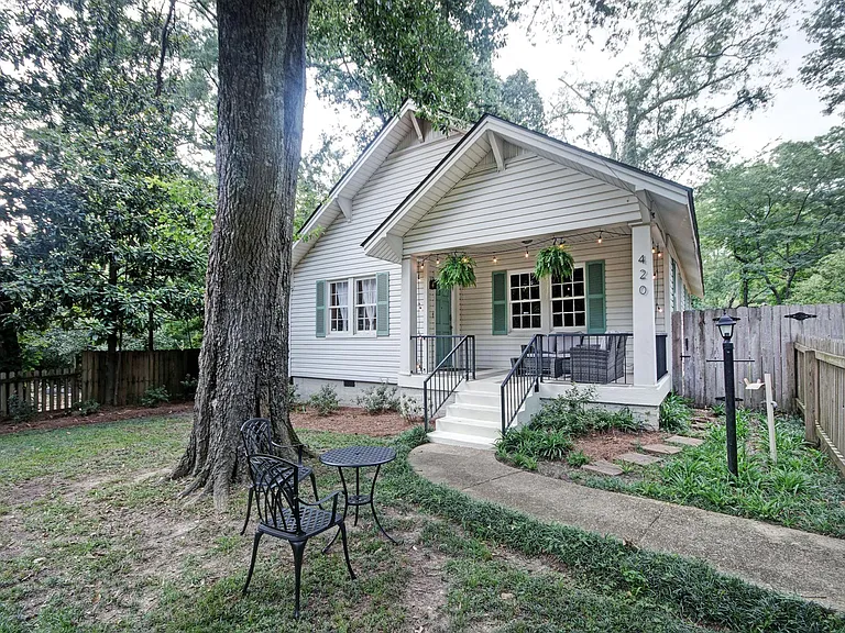 420 Hartfield St — Photo 11