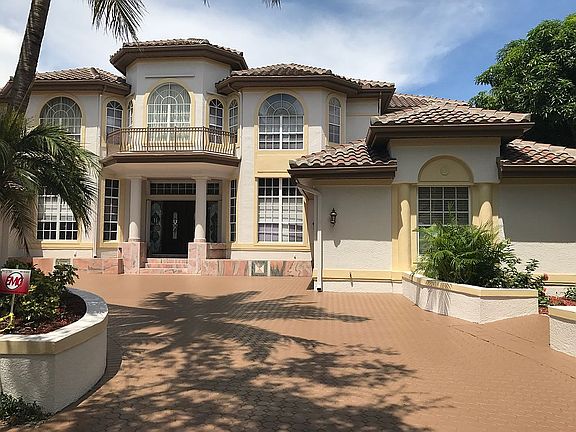 3rd image of 7901 Bayou Club Blvd