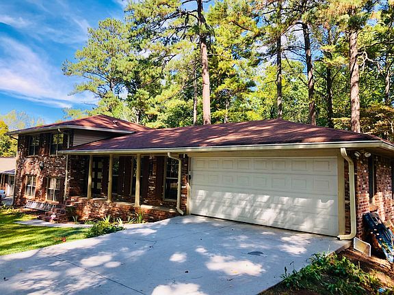 3rd image of 2785 Indian Trail Dr