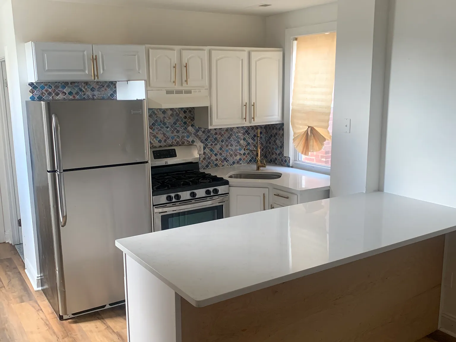1 bed, 400 sqft, $1,015 — Photo 3