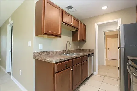 1307 Admiral Dr — Photo 9