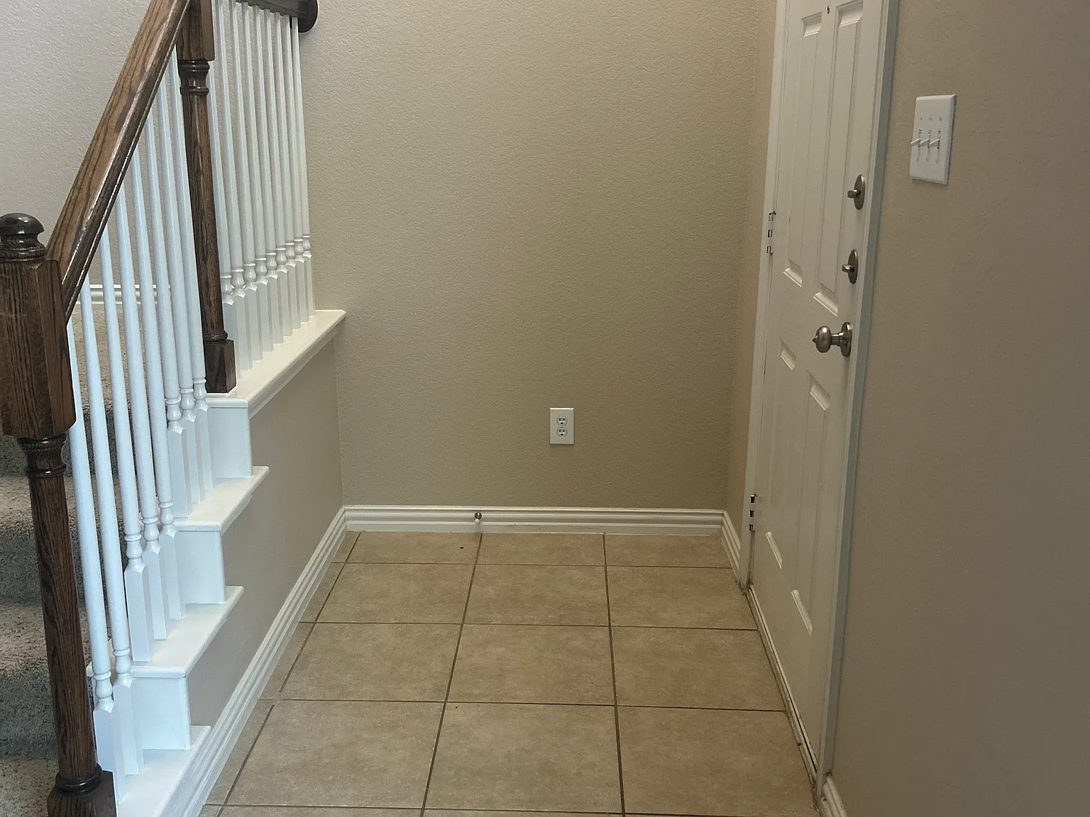 3 bed, 1500 sqft, $2,000 — Photo 2