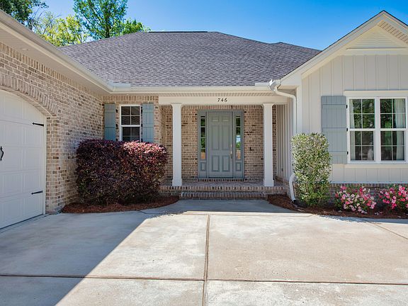 5th image of 746 Prestwick Dr