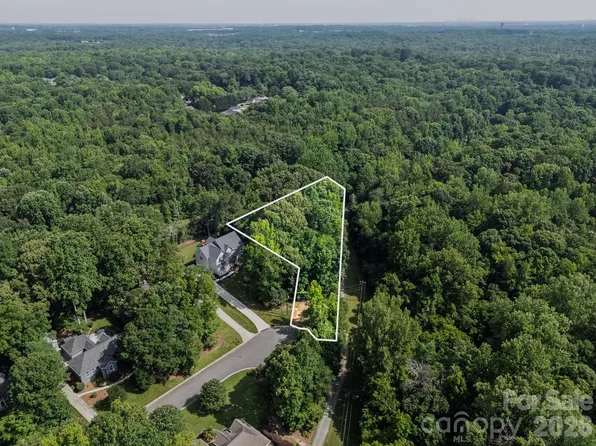 229 Ballard Ct, Fort Mill, SC 29715