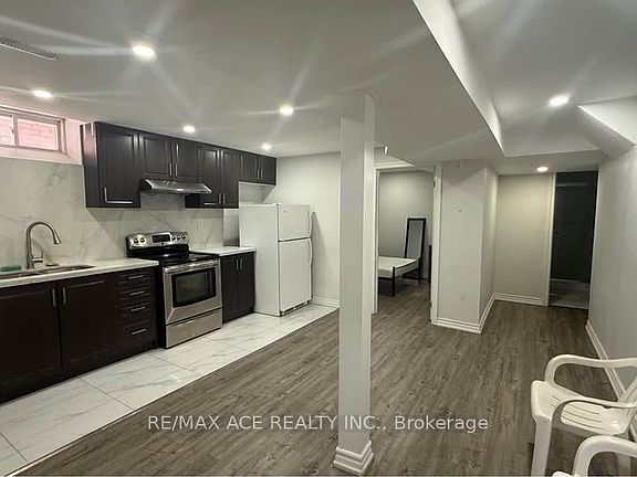 5th image of 54 Bethany St #Basement