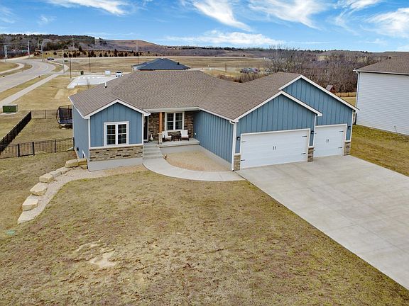 5th image of 512 Ledgestone Ridge Ct