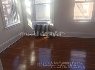 27 Grove St #9A, Boston, MA 02114