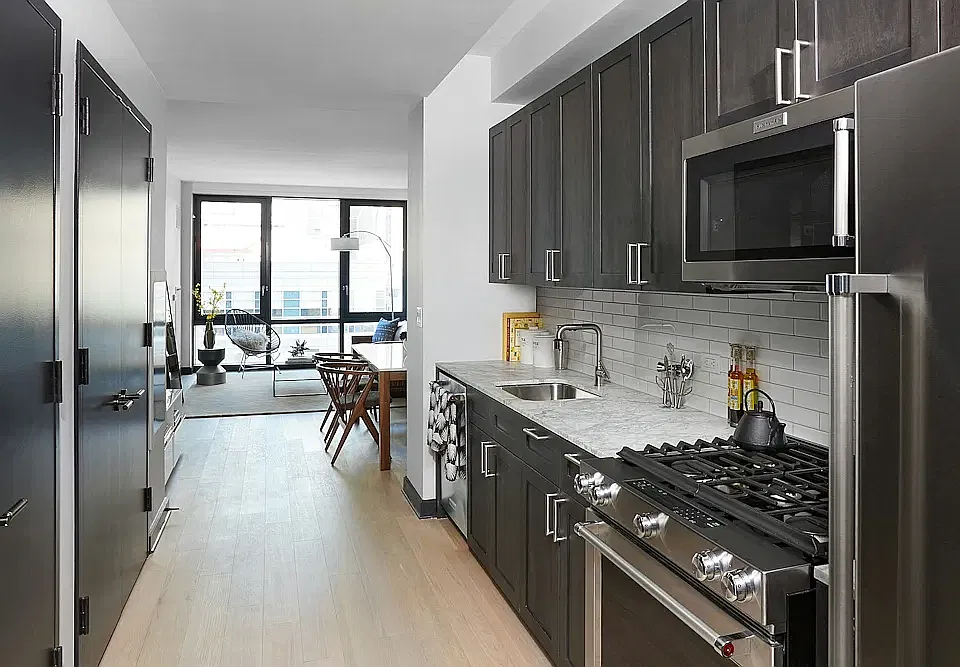 21 W End Ave #1223