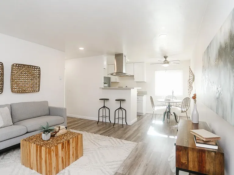 2720 Figueroa Blvd #E — Photo 3