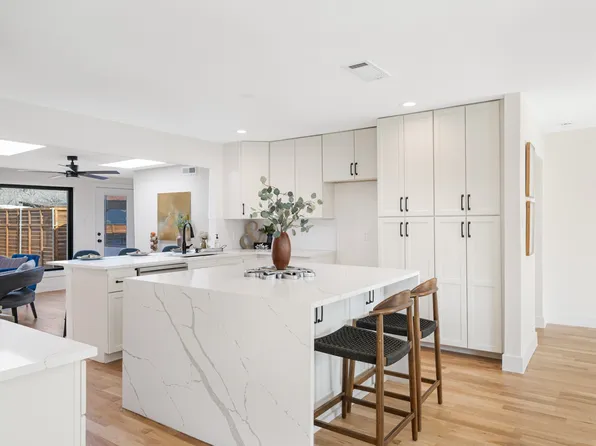 3735 Davila Dr, Dallas, TX 75220