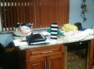 11522 SW 3rd St, Sweetwater, FL 33174