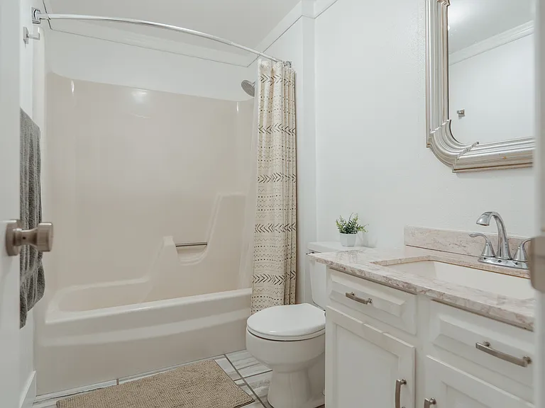 12572 E Bates Cir — Photo 13