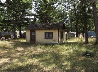 6848 Sawmill Rd, Harrison, MI 48625