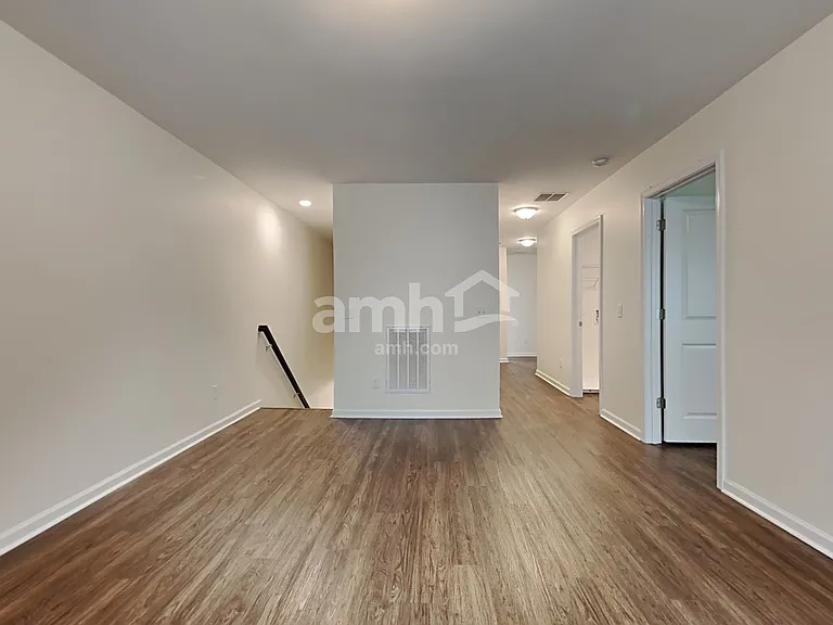 152 Orion Way — Photo 7