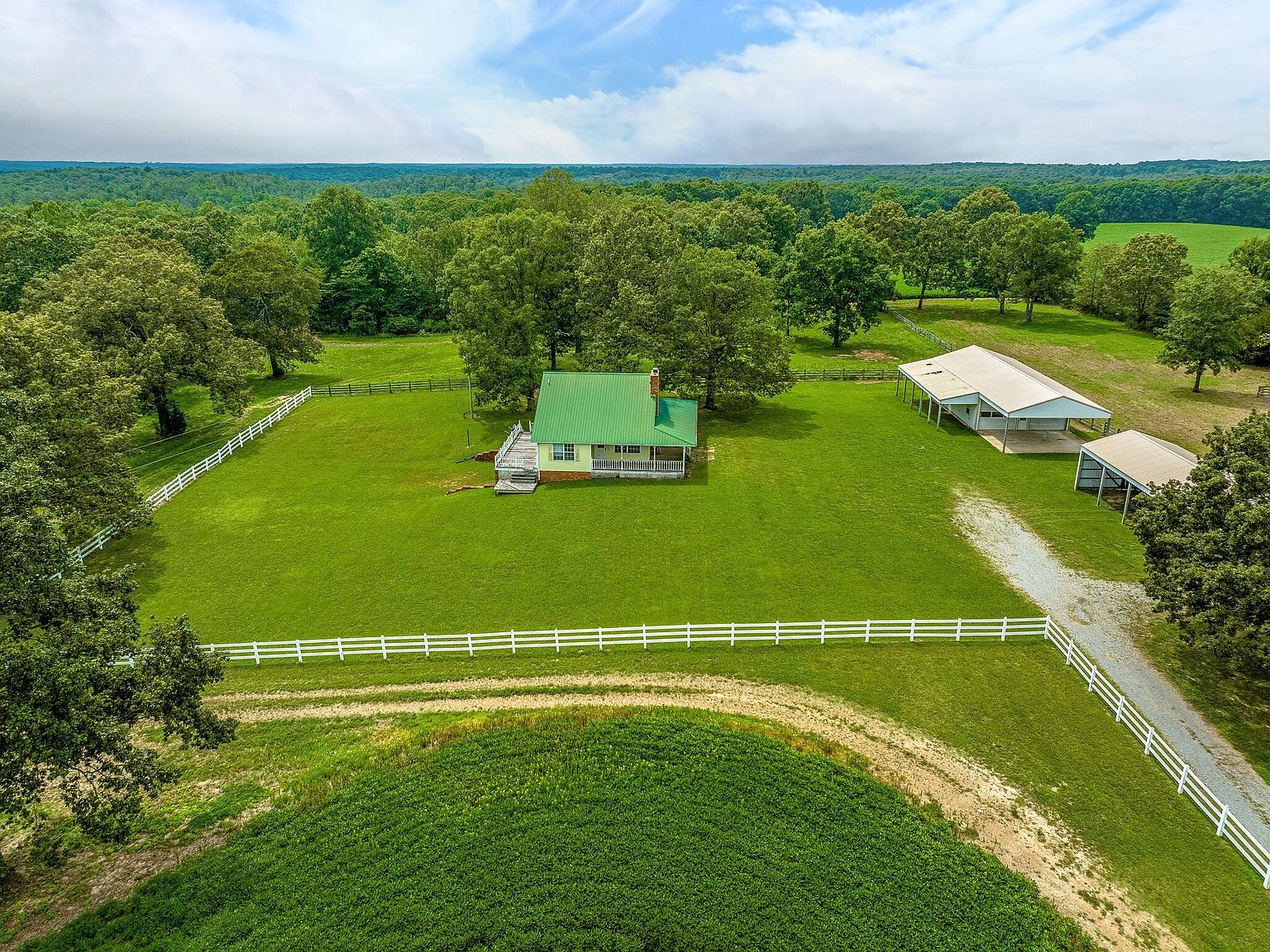 2385 Sylvia Rd, Dickson, TN 37055 Zillow