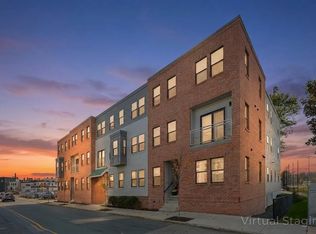 16 Boardman St APT 303, Boston, MA 02128