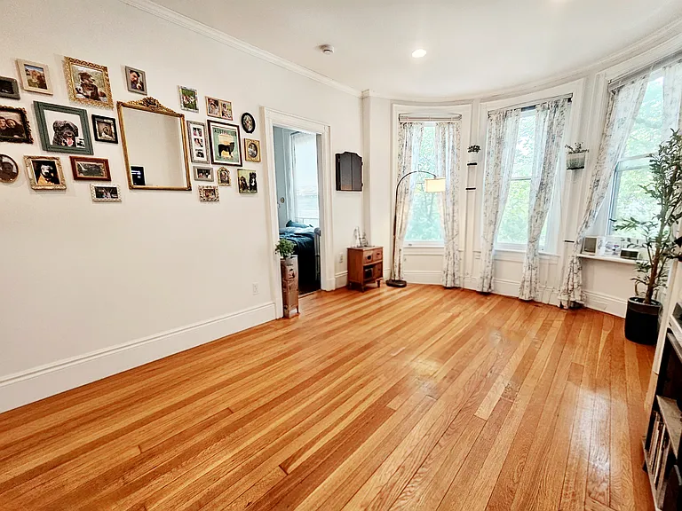 379 Commonwealth Ave #6 — Photo 4