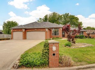 1105 N 18th Ave, Ozark, MO 65721