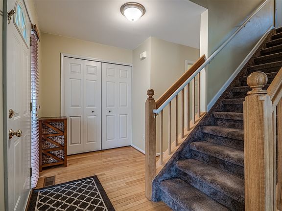 4th image of 819 Westbrooke Dr