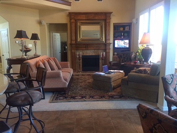Open family/entertaining