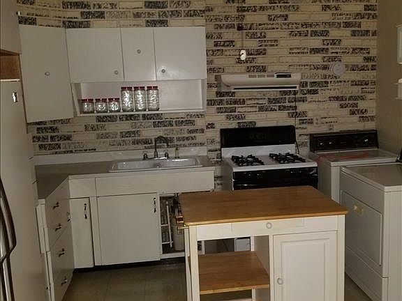 2nd image of 8239 Meadowlark Dr