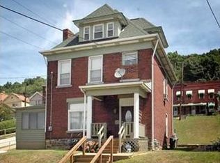 682 Airbrake Ave, Wilmerding, PA 15148
