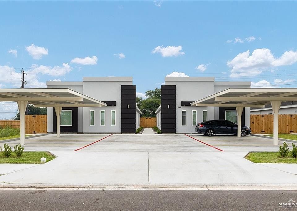 1st image of 848 Deluxe St