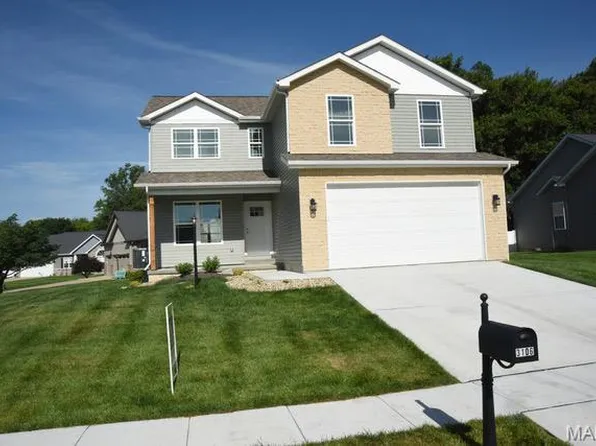 3160 Birmingham Dr, Glen Carbon, IL 62034