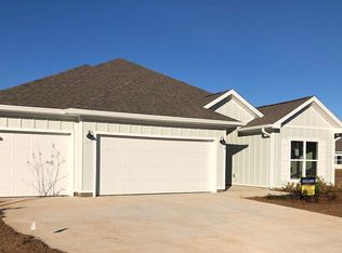 58 Siesta Cir, Freeport, FL 32439