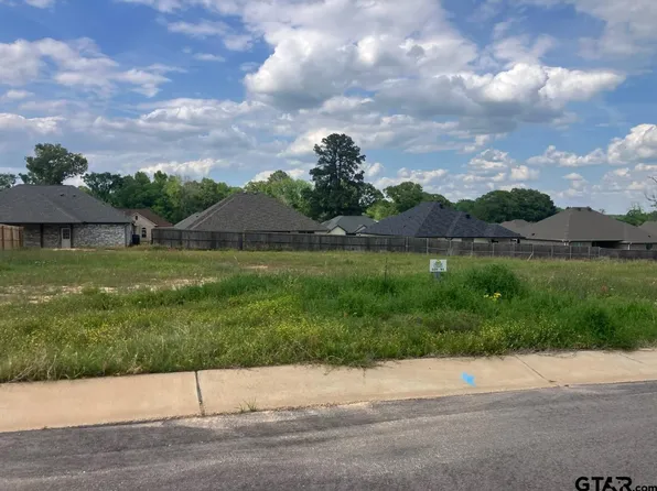 205 Toro Dr, Winona, TX 75792