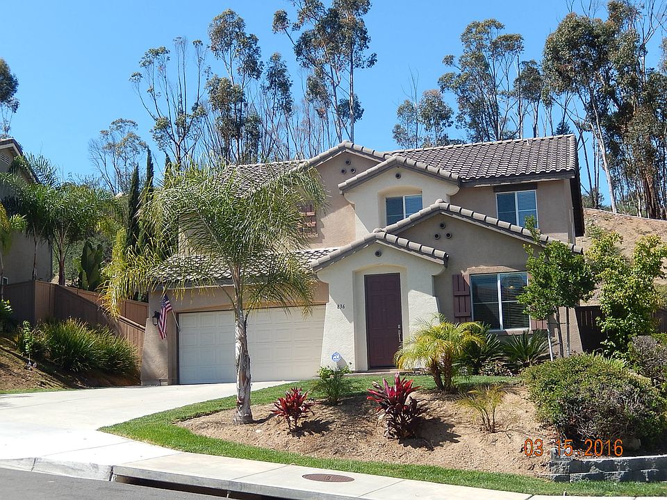 1st image of 836 Plumeria St