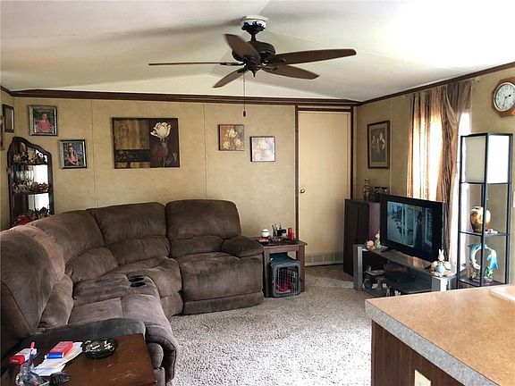 2nd image of 439 Choctaw Dr